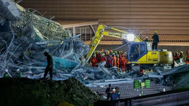 Ndị ọrụ gbatagbata na-agba mbọ mbọ ịchọ ma zọpụta ndị tọrọ n'okpuruala na Myanmar na Thailand.