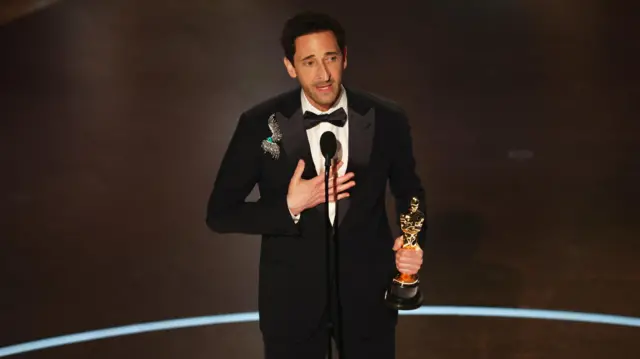 آدرین برودی