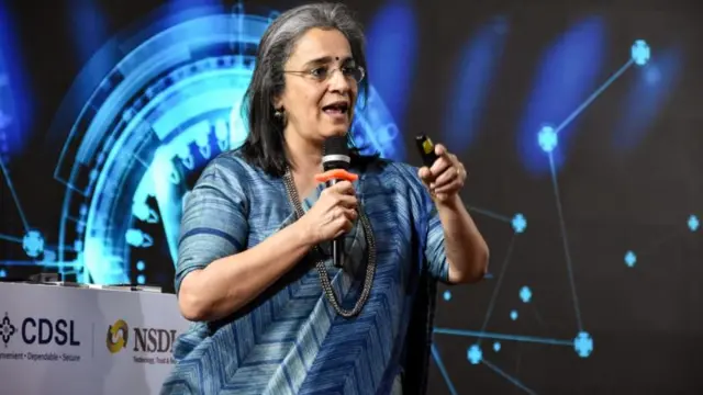 सेबी की पूर्व प्रमुख माधवी पुरी बुच