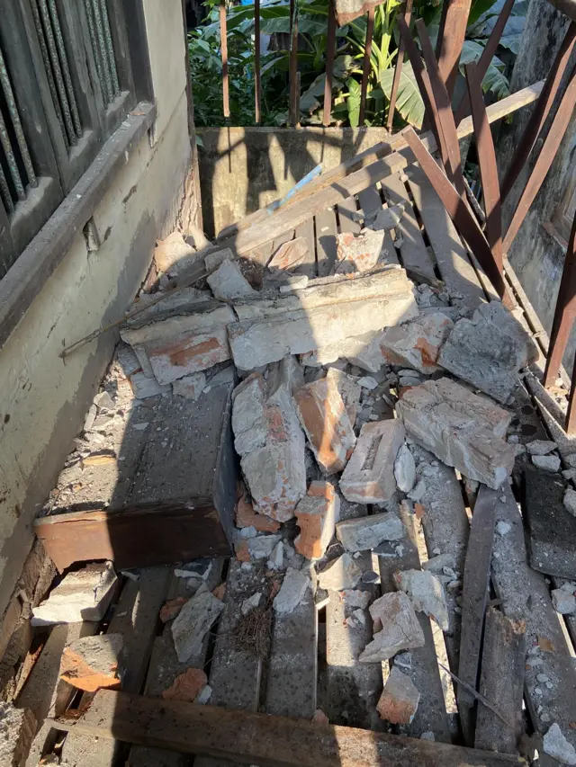 ဇောတိကာရုံဘုန်းကြီးကျောင်းပျက်စီးမှု