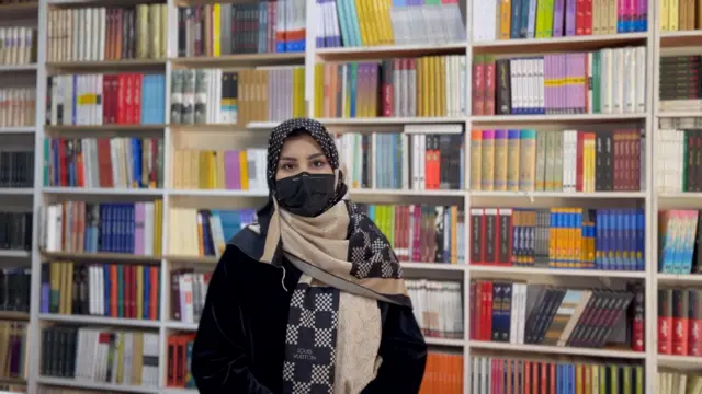 شبانه نزهت وايي، ډېرې ورځنۍ ستړې ستونزې داسې دي، چې ښځې یې ګالي