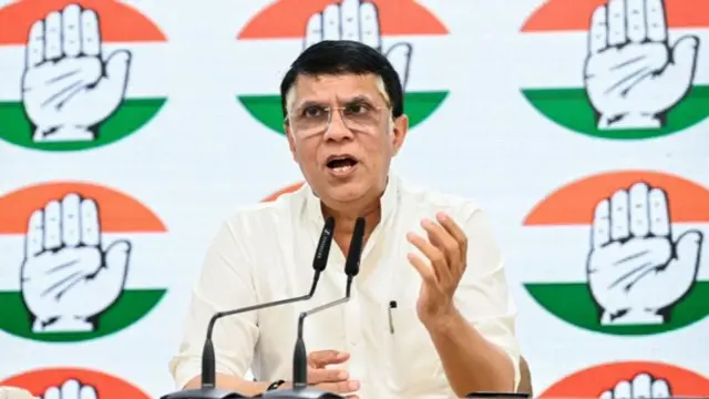 कांग्रेस प्रवक्ता पवन खेड़ा (