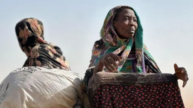 Makumi ya maelfu ya watu wamelazimika kukimbia kambi huko Darfur kutokana na mashambulizi ya hivi karibuni