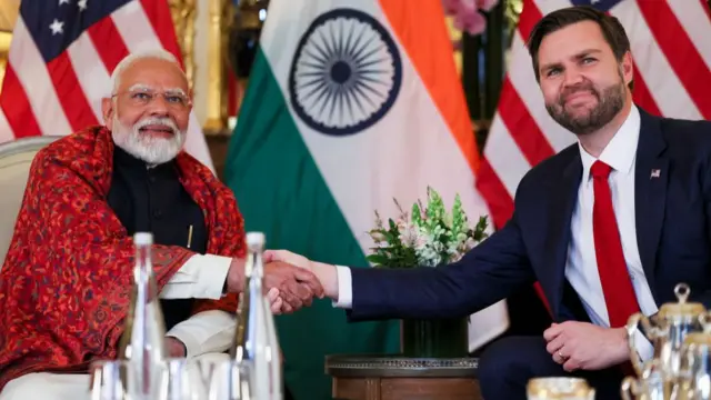 अमेरिका के उपराष्ट्रपति जेडी वेंस और पीएम मोदी की यह तस्वीर फरवरी 2025 की है
