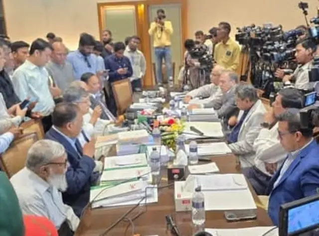 ঐকমত্য কমিশনের সঙ্গে বিএনপির প্রতিনিধি দলের বৈঠক