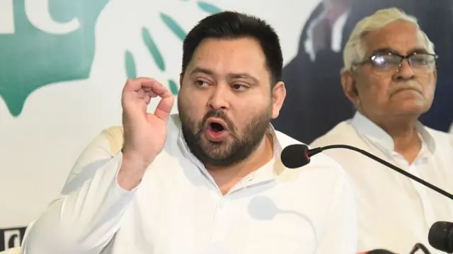 तेजस्वी यादव