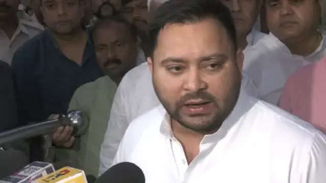 बिहार के पूर्व उपमुख्यमंत्री तेजस्वी यादव
