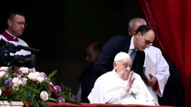 Popu pụtara n'Ista Sọnde mgbe ọrịachara ọrịa siri ike