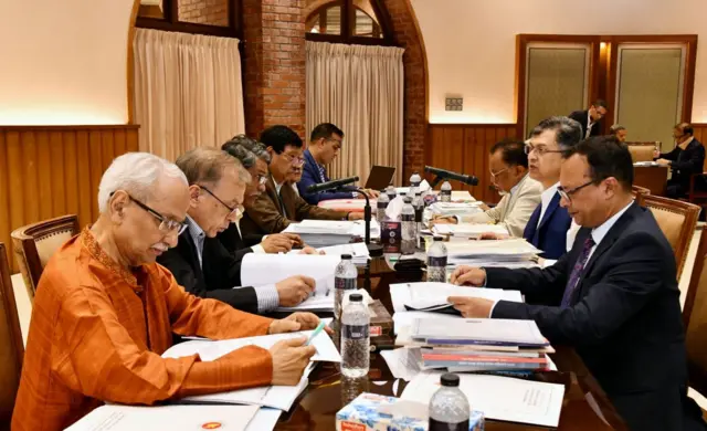 জাতীয় ঐকমত্য কমিশনের সঙ্গে বিএনপি প্রতিনিধি দলের বৈঠক