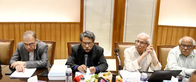 রাজনৈতিক দলগুলোর সাথে আলোচনা চালিয়ে যাচ্ছে জাতীয় ঐকমত্য কমিশন