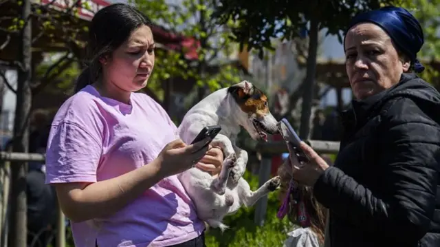 একাধিক ভূমিকম্প অনুভূত হয়েছে এক ঘণ্টার মধ্যে