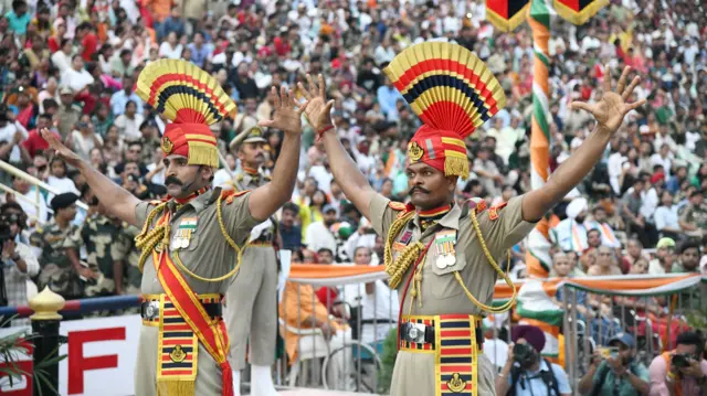 बीएसएफ ने बयान जारी कर तस्वीर जारी की