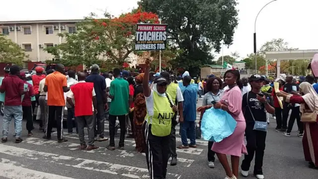 Ndị na-eme ngagharịiwe