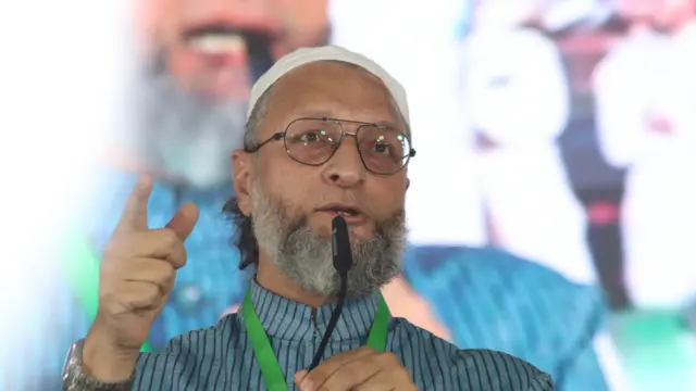 असदुद्दीन ओवैसी