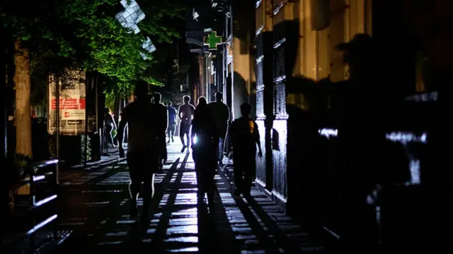 स्पेन में बिजली गुल