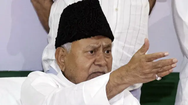 जेडी(यू) के राष्ट्रीय अध्यक्ष नीतीश कुमार