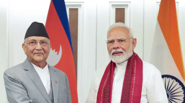 नेपाल के प्रधानमंत्री के.पी. शर्मा ओली और पीएम मोदी