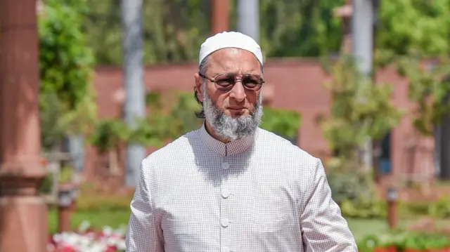 असदुद्दीन ओवैसी