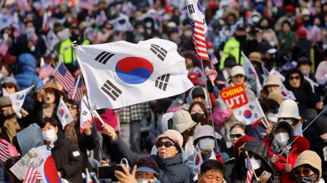Ụlọikpe iwu Saụt Korịa akwadola nchụpụ a chụpụrụ Yoon Suk Yeol dịka onyeisiala