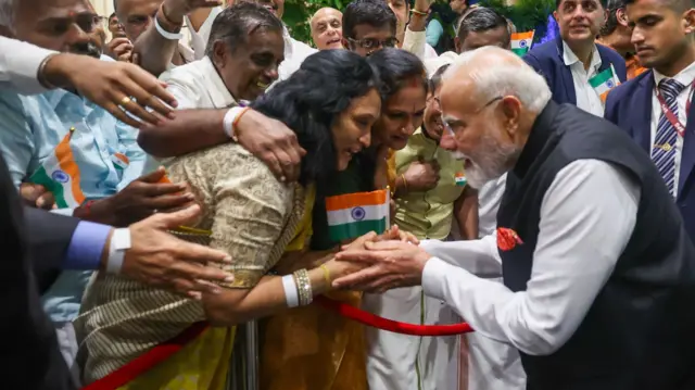 मोदी