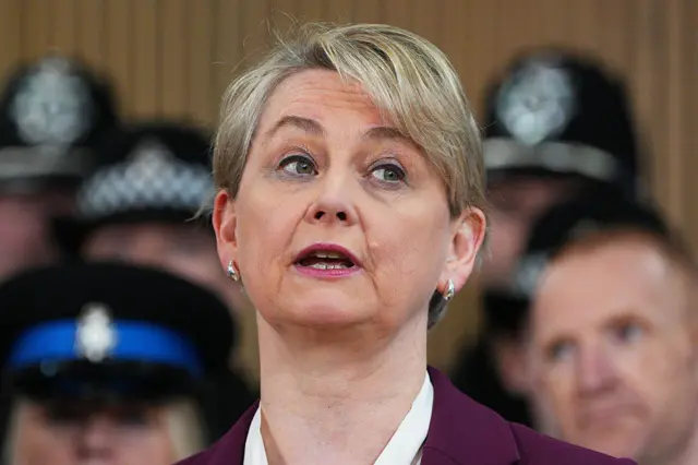 Gọọmentị UK ga-ewepụta atụmatụ mbata na ọpụpụ ọhụrụ na Mọnde