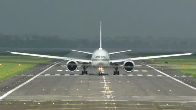 विमान की सांकेतिक तस्वीर