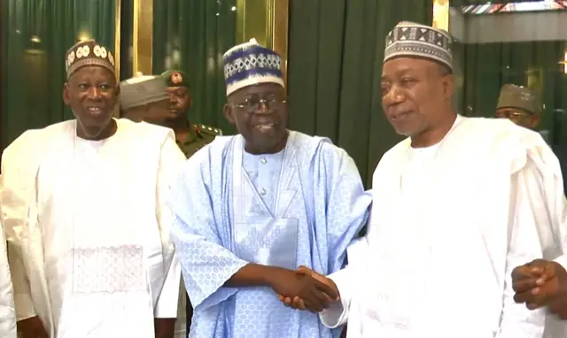 Sanata Adamu Aliero a lokacin da ya kai wa shugaban Najeriya Bola Tinubu ziyara a makon da ya gabata