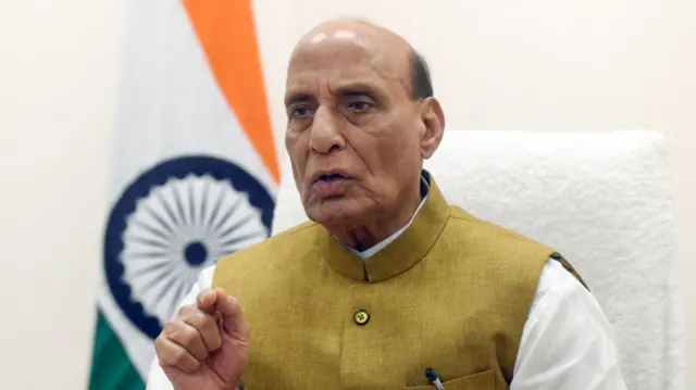 रक्षा मंत्री राजनाथ सिंह