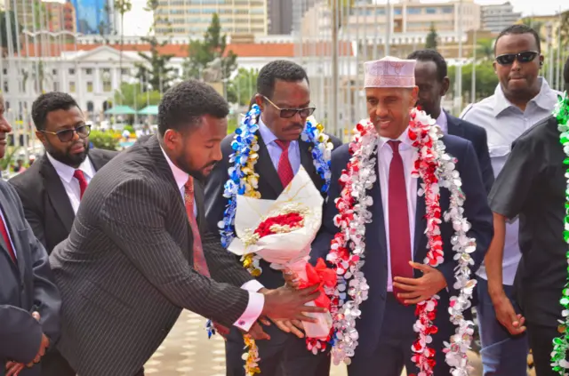 Jeneraal Baacaa Dabalee, Keeniyaatti Ambaasadara Itoophiyaa, fi pirezidaantii naannoo Somaalee, Obbo Musxafee Umar