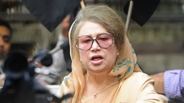 बांग्लादेश नेशनल पार्टी की अध्यक्ष और पूर्व प्रधानमंत्री ख़ालिदा ज़िया