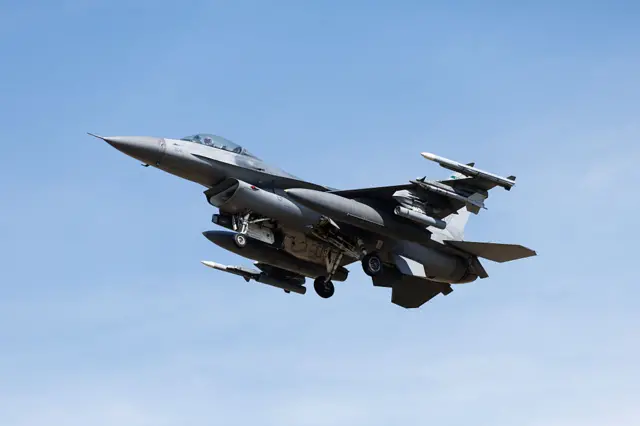 F-16