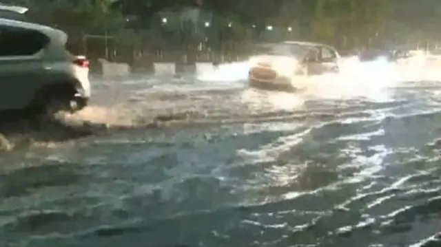 दिल्ली में बारिश