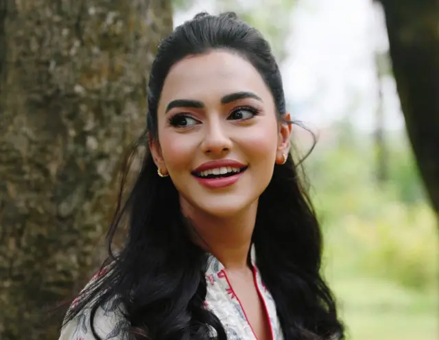 অভিনেত্রী নুসরাত ফারিয়া