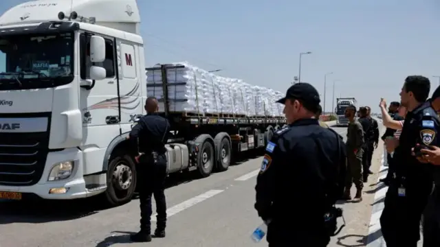Nnukwu ụgbọala bu nri na ihe enyemaka