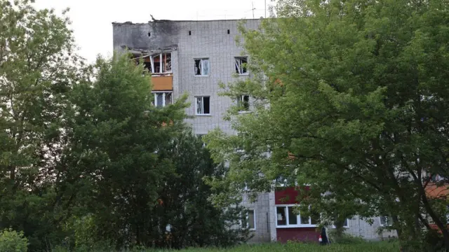 Дом в Ельце после удара беспилотника