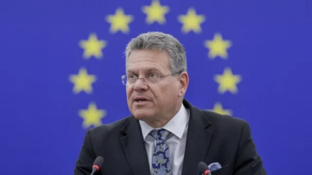 EU akpọọla oku maka nsọpụrụ dịka Trump yichara egwu ịmanye ụtụisi 50%