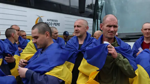 Вернувшиеся из плена украинские военные
