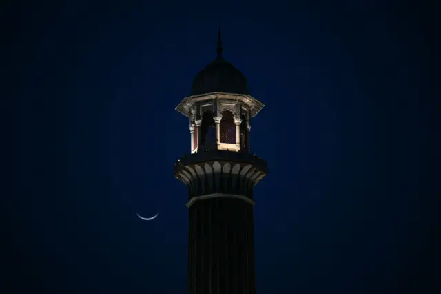 বাংলাদেশের আকাশে পবিত্র জিলহজ মাসের চাঁদ দেখা গেছে, প্রতীকী ছবি