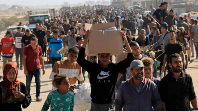 غزہ کی 21 لاکھ کی آبادی کو تقریبا تین ماہ سے جاری اسرائیلی ناکہ بندی کے بعد جان لیوا بھوک کا سامنا ہے۔