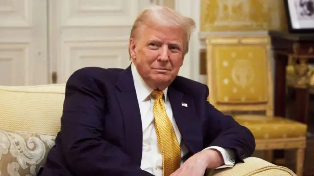 डोनाल्ड ट्रंप