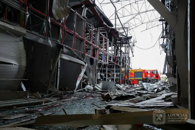 последствия пожара на рынке в Харькове