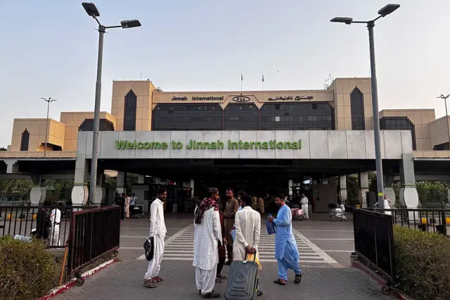 کراچی ایئر پورٹ