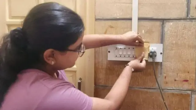 ਬਲੈਕਆਊਟ ਤੋਂ ਬਾਅਦ,