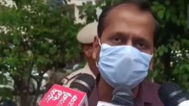 दक्षिणी पूर्वी ज़िला मजिस्ट्रेट अनिल बंका