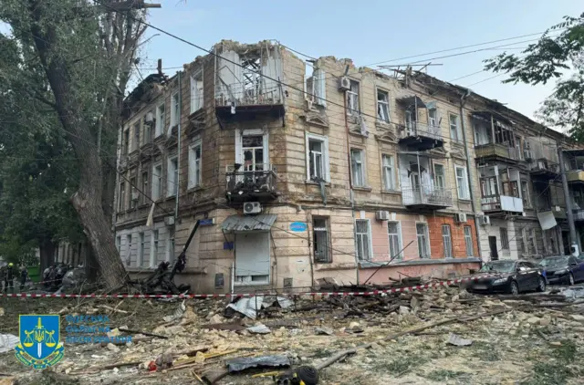 Прокуратура публикует фото разрушенных домов в центре Одессы