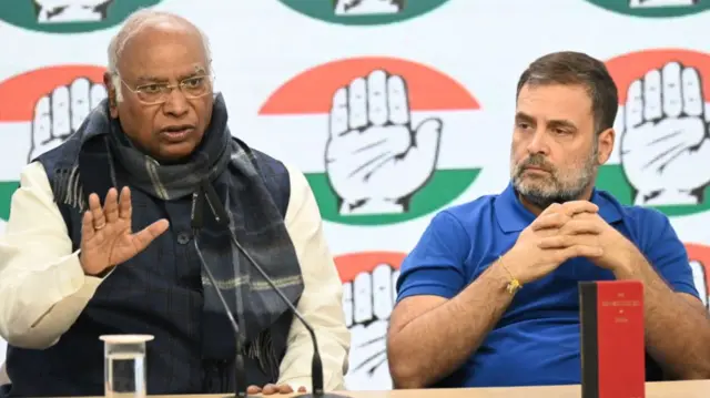 मल्लिकार्जुन खड़गे और राहुल गांधी