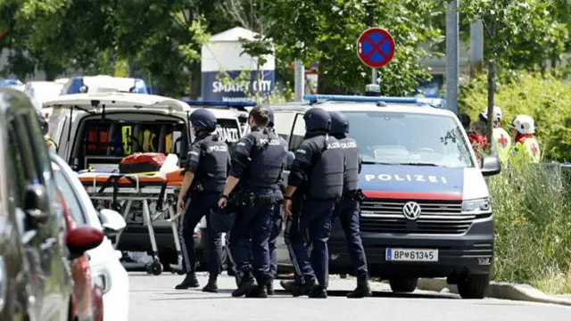 ऑस्ट्रिया के स्कूल में गोलीबारी