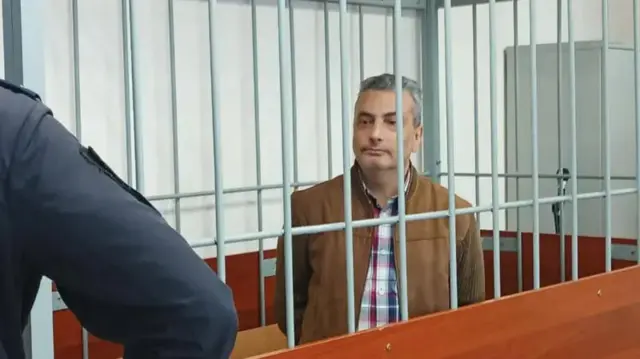 Лев Шлоберг в зале суда