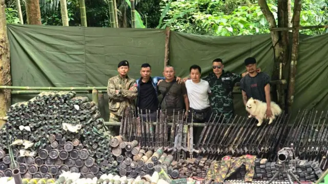 တပ်မဟာ ၇ နယ်မြေထဲက သေ့ဘောဘိုးစခန်းသိမ်းပိုက်ပြီးနောက် တော်လှန်ရေးတပ်ဖွဲ့(ကော်ဘရာစစ်ကြောင်း) ကနေ ထုတ်ပြန်ထားတဲ့ပုံ