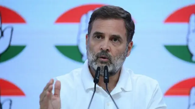 राहुल गांधी